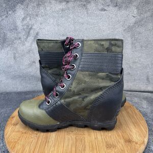 Sorel Lexi Wedge Camo boots Size 4 Camouflage Mid Ankle Green NY2322-371